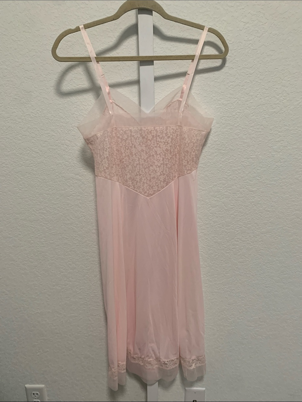 Vintage Light Pink Lace-Trim Slip Dress - Picture 4 of 9